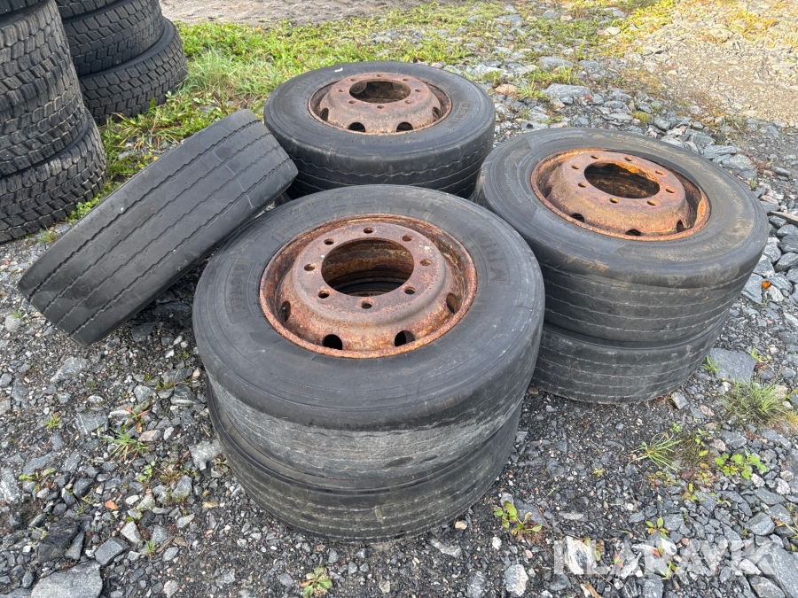Släpvagnsdäck 265/70R19.5 7st