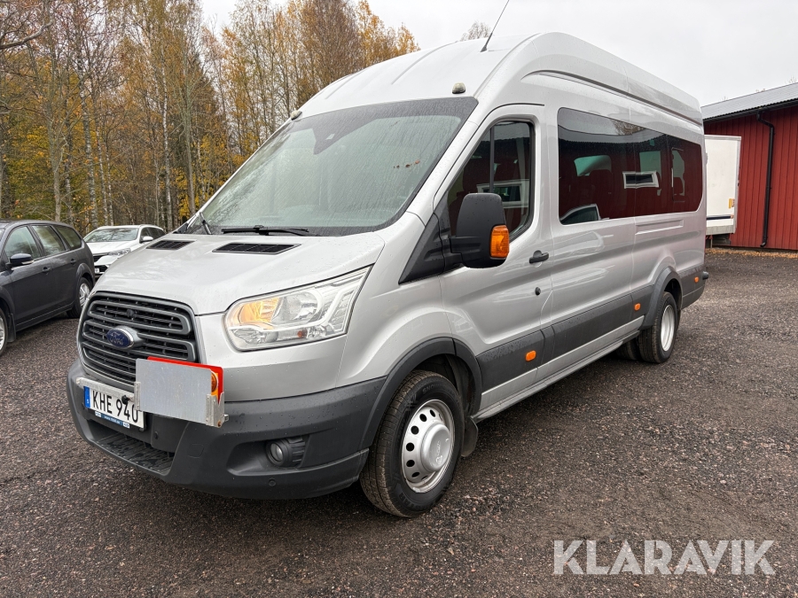 Buss Ford Transit 17-sits