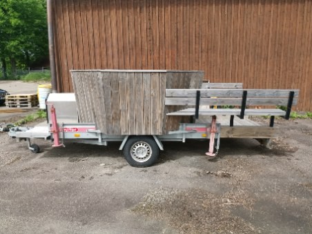 Badtunna på släpvagn 80 km/h