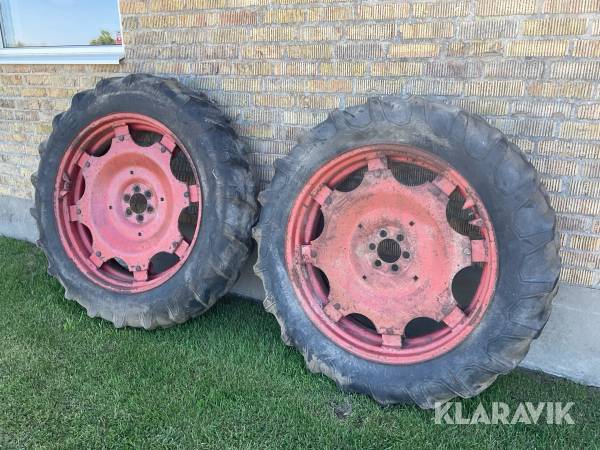 Bakhjul till Volvo BM 430 Firestone 12.4-36 2st