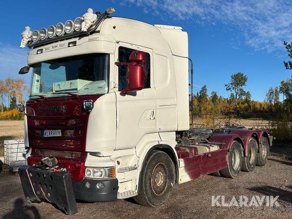 Lastväxlare Scania R520LB8x4*4 HNB Plogutrustad
