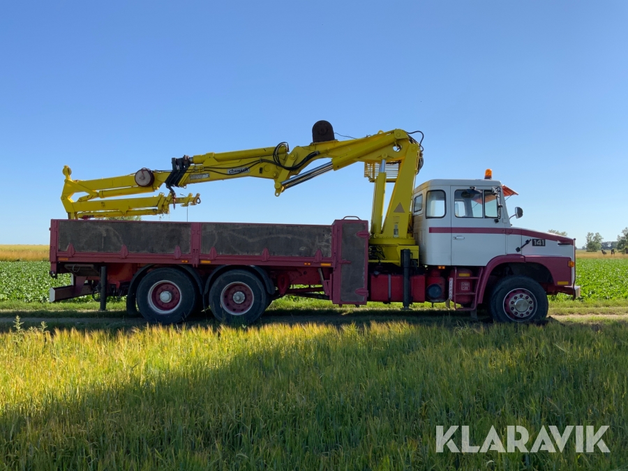 Veteranlastbil Scania 141 med kran & jibb