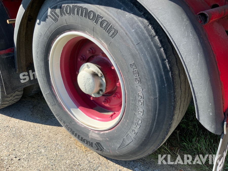 Veteranlastbil Scania 141 med kran & jibb