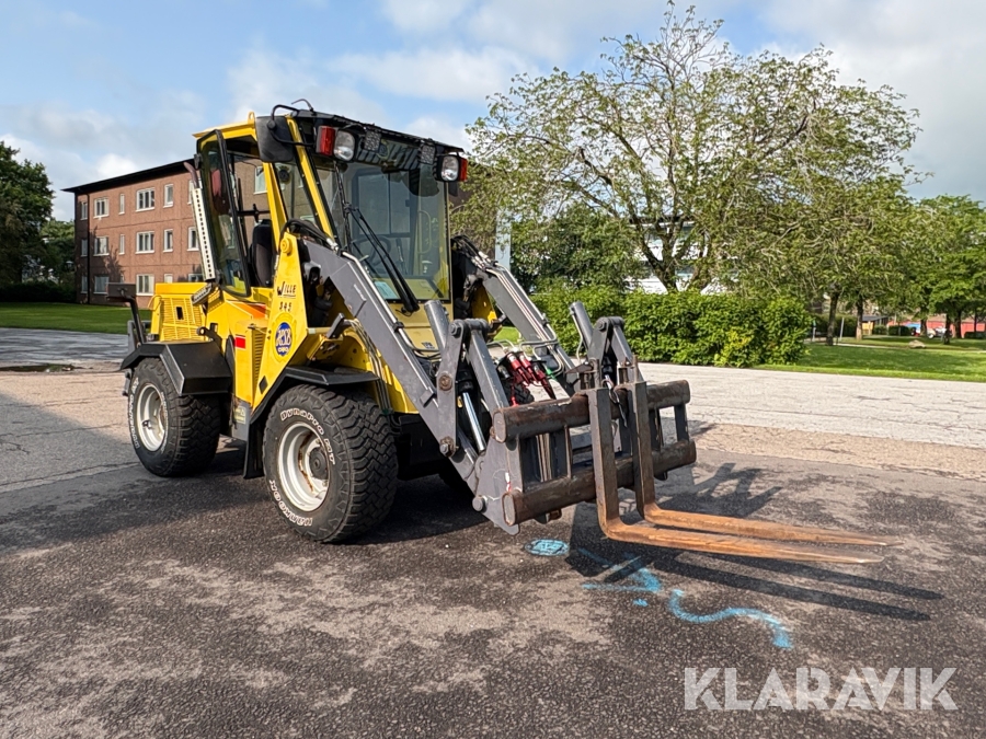 Redskapsbärare Wille 345 med redskap