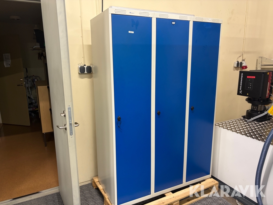 Omklädningsskåp Metal design med bänk 3 sektioner