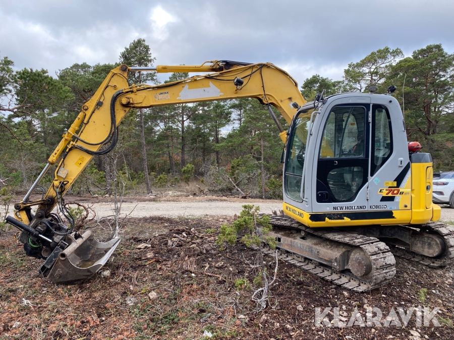 Grävmaskin Kobelco new Holland E70BSR med tiltrotator & 10 redskap