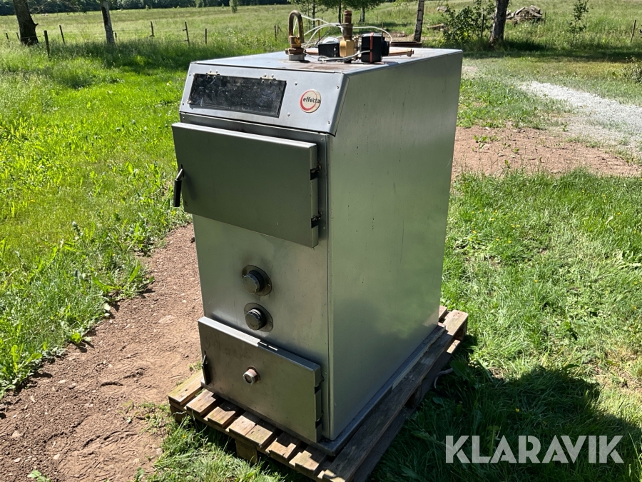 Vedpanna Effecta Effecta Woody med 2 tankar.