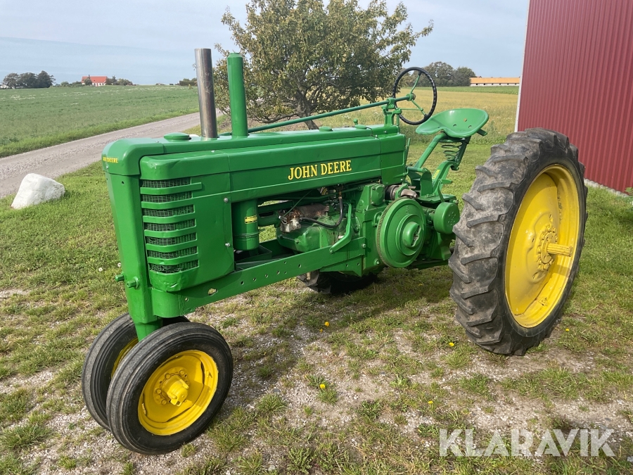 Traktor John Deere B