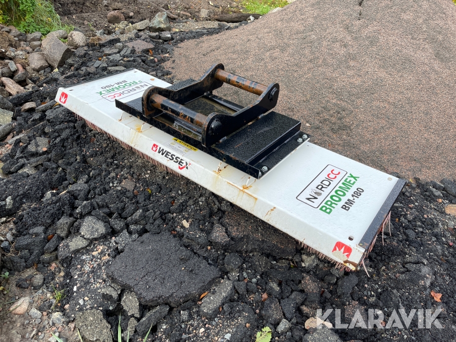 Sopborste för grävmaskin Nordic BM-180