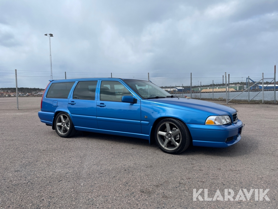 Volvo V70R AWD