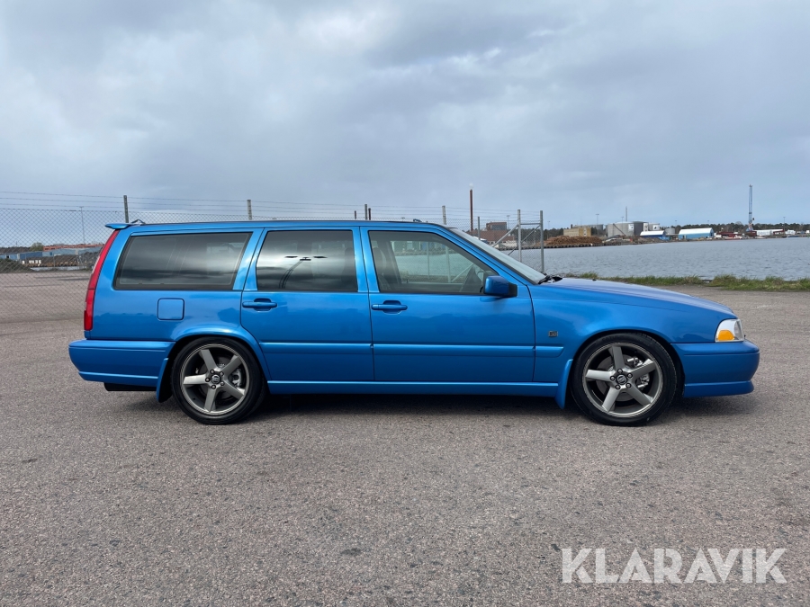 Volvo V70R AWD