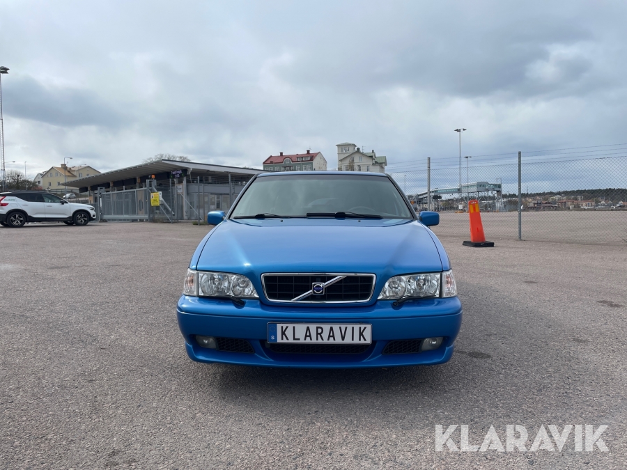 Volvo V70R AWD