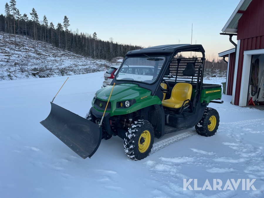 UTV John Deere Gator XUV550