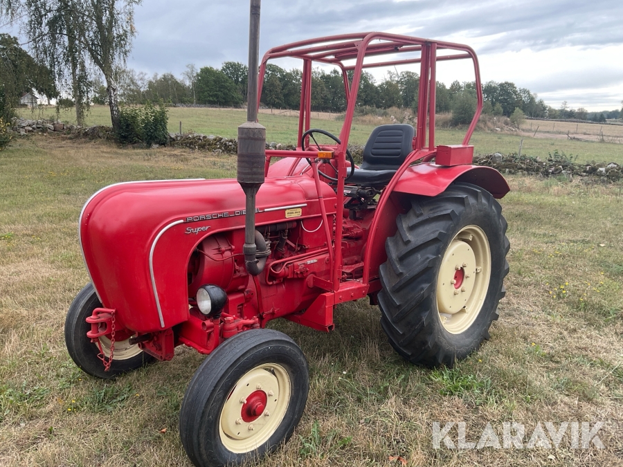 Veterantraktor Porsche Super 308