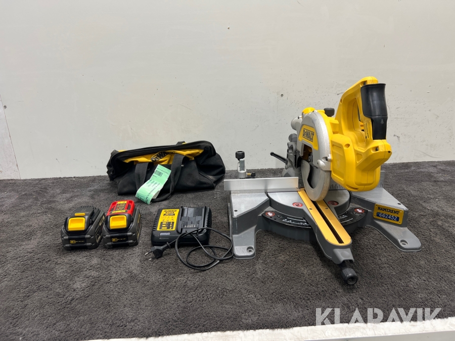 Kap & geringssåg Dewalt DCS777