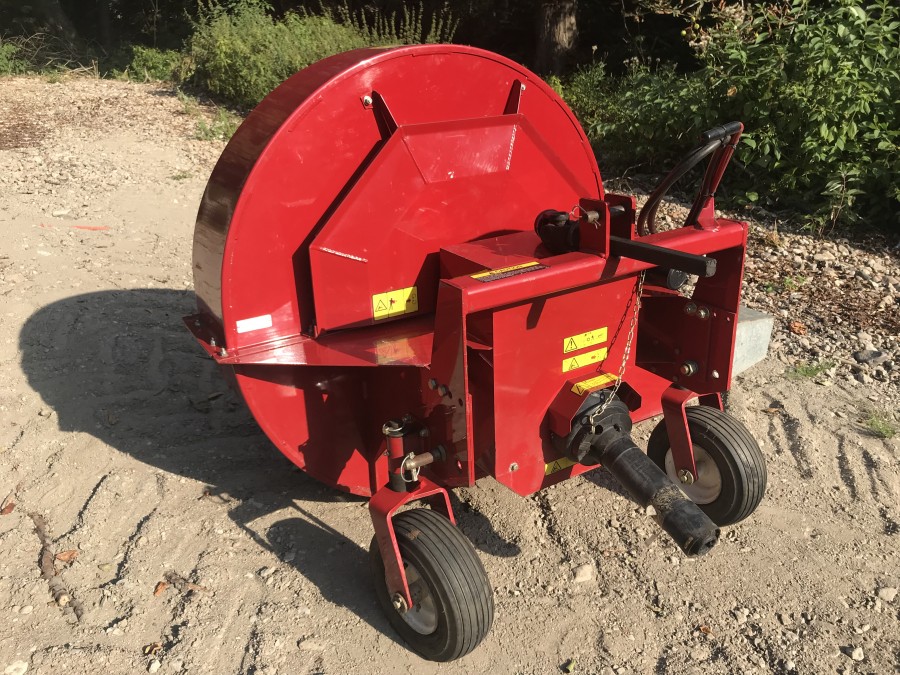 Löv/gräsblås för trepunktsfäste