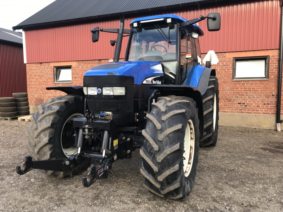 Traktor, NEW HOLLAND TM 155 4WD