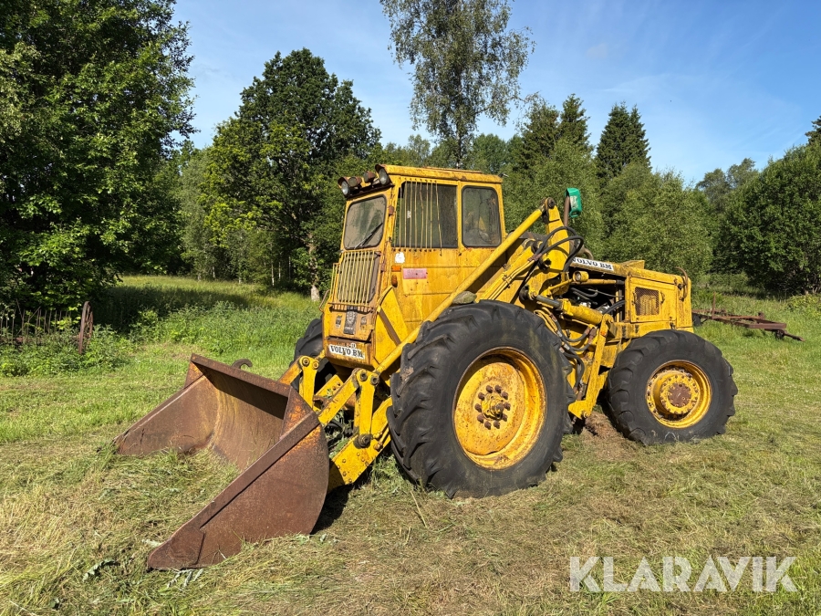 Baklastare Volvo BM LM 840 med skopa