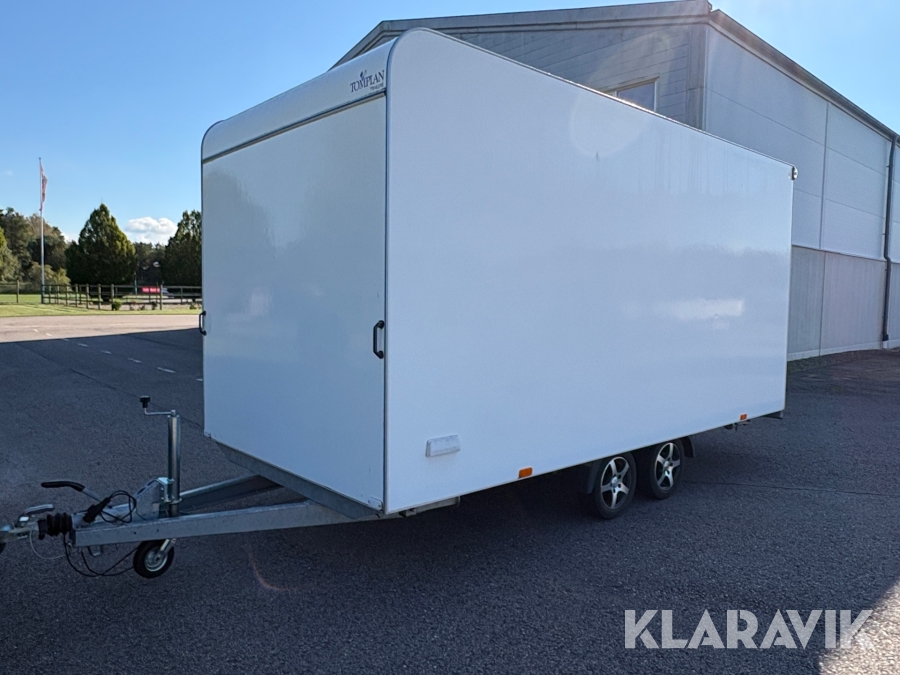 Personbilssläp Tomplan Mässvagn