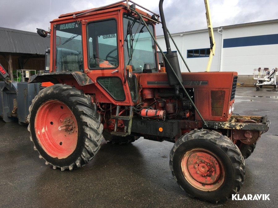 Traktor Belarus 820