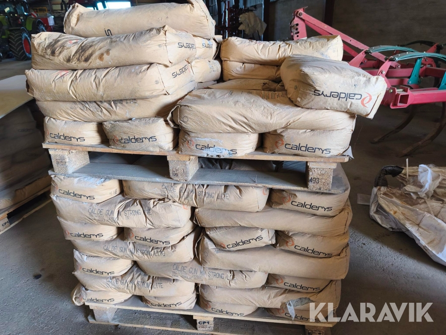 Eldfast bruk Calderys Calde Gun MW Strong Lite - Totalt 4 pallar