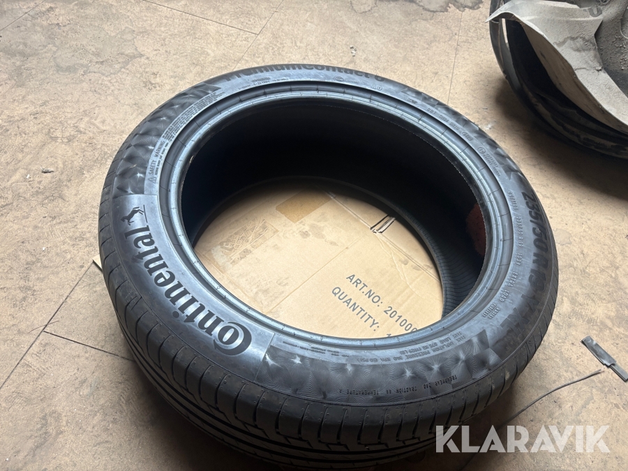 Däck Continental 235/50R19 4st
