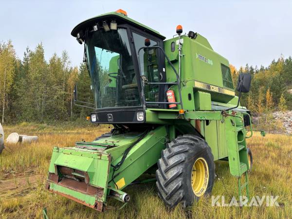 Skördetröska John Deere 1065