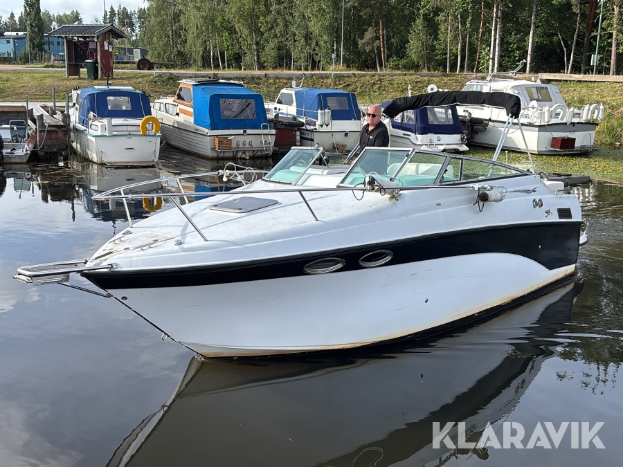 Båt Crown Line CR242 6.2L V8