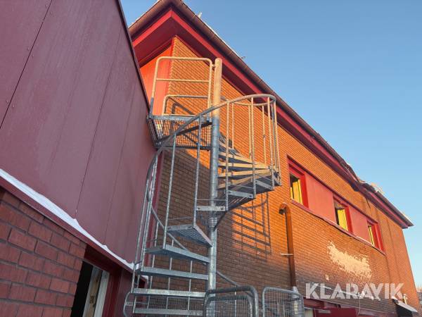 Spiraltrapp med låsbargrind