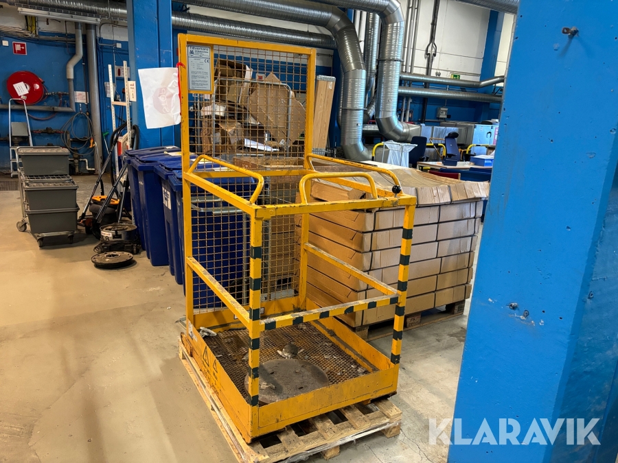 Lyftkorg till truck AB Maskinarbeten 21-A