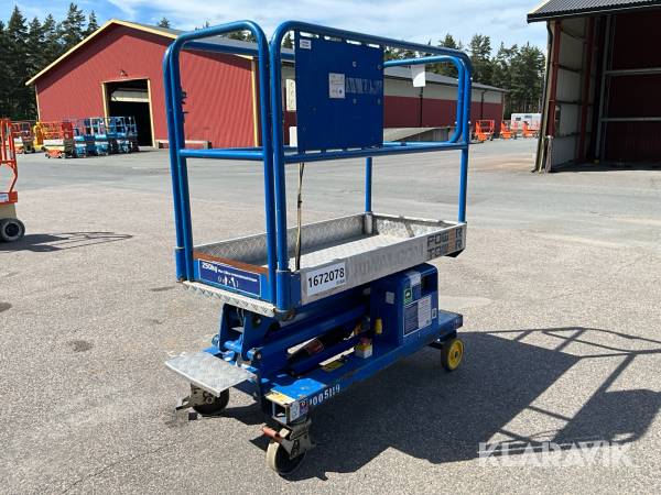 Arbetsplattform, Pelarlift JLG Power Tower