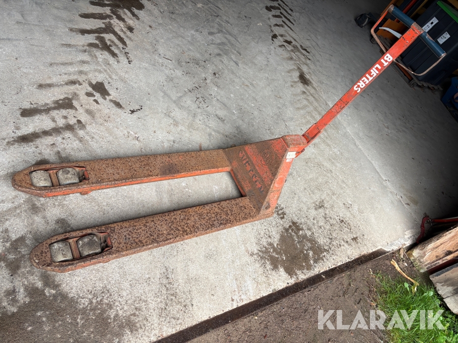 Palldragare BT lifters