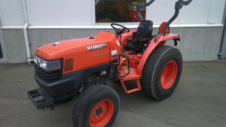 Kompakttraktor utan hytt