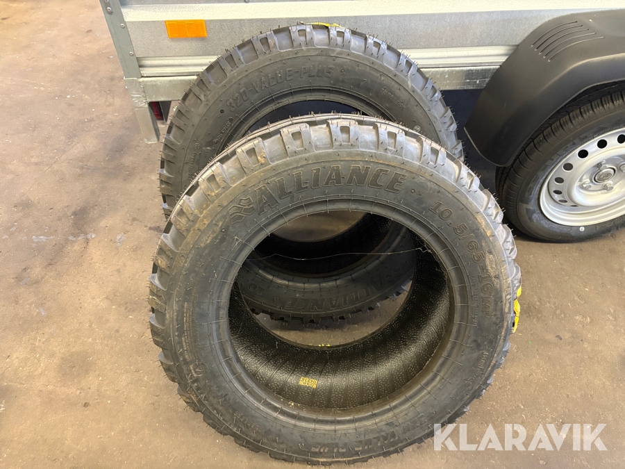 Däck Alliance 10.5/55-16