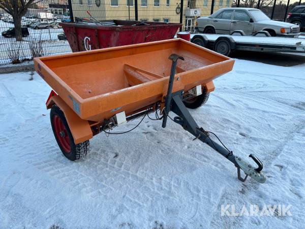 Sandspridare med kulkoppling Epoke IT M60