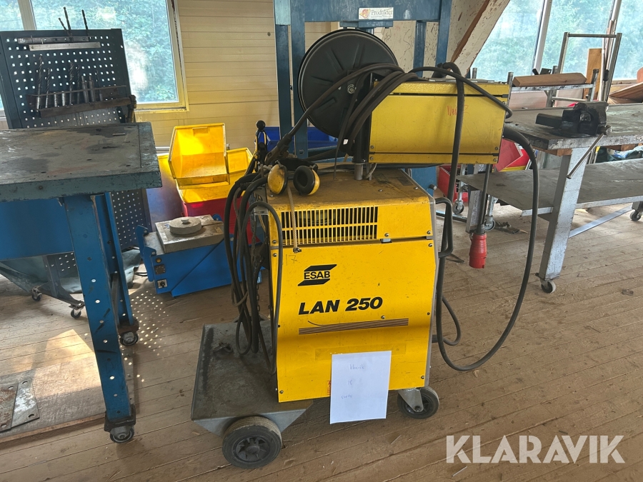 Svets ESAB LAN 250