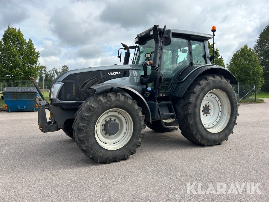 Traktor Valtra T193 Hitech