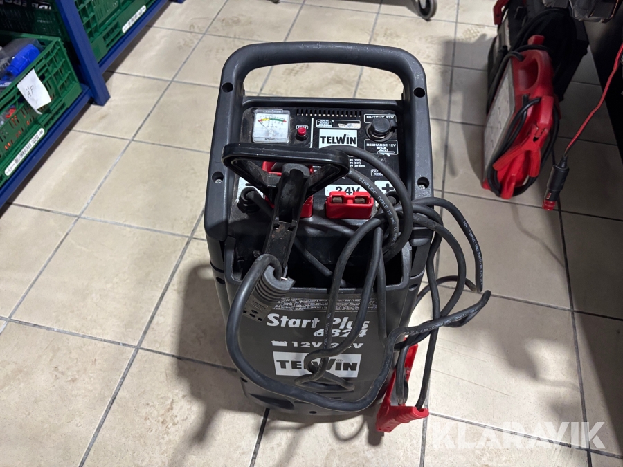 Startbooster/billaddare Telwin Start plus 6824