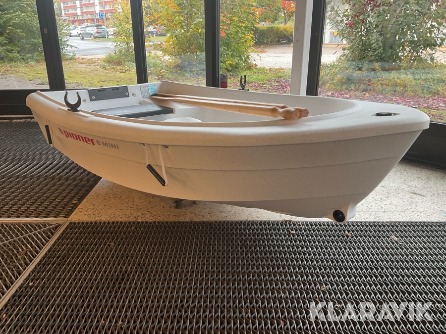 Båt Pioner 8 mini