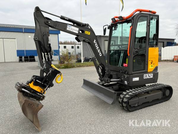 Grävmaskin Volvo ECR25D med tiltrotator och 3 st skopor