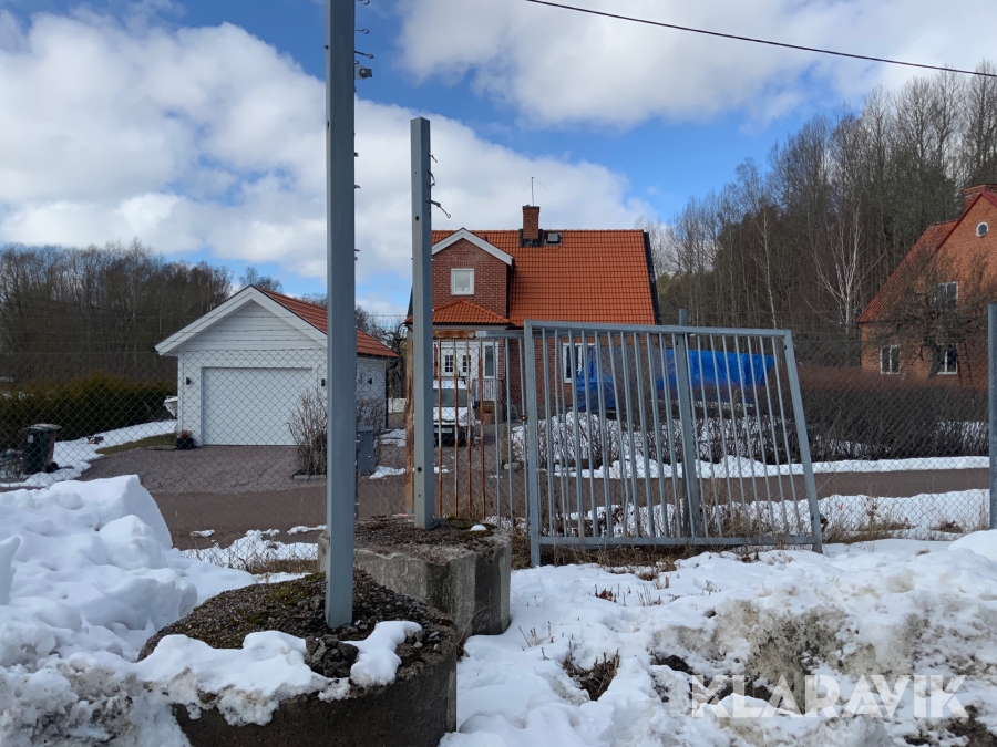 Slaggrindar med fundament