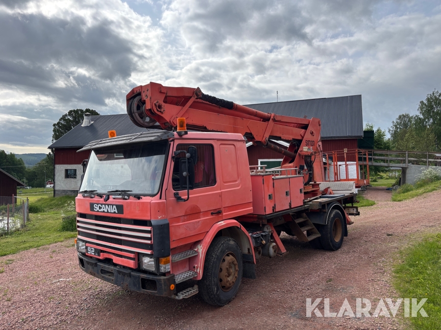 Lastbil Scania 92M med 17m korg