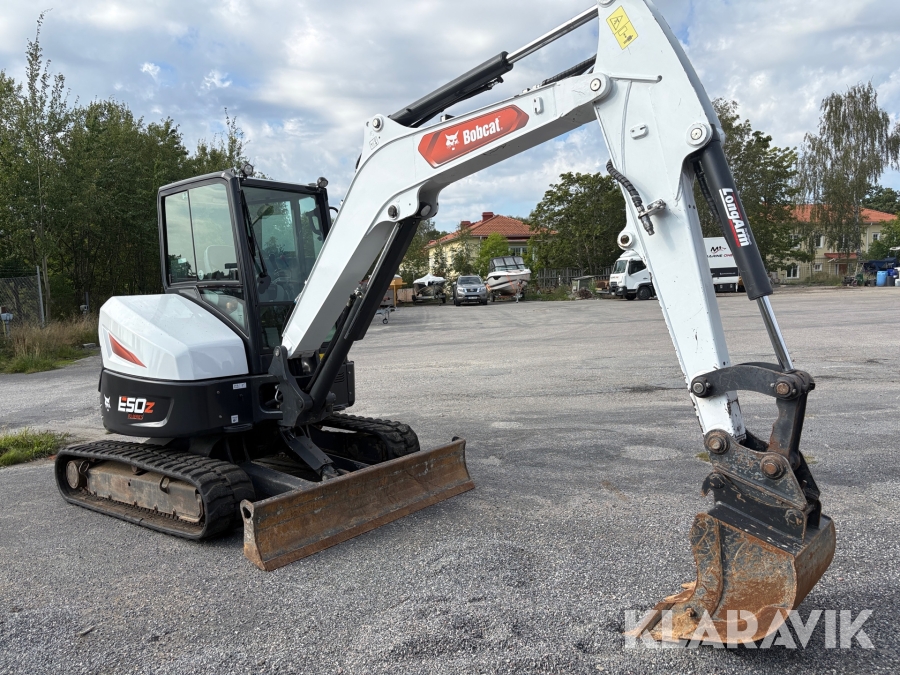Grävmaskin Bobcat E50z med skopa
