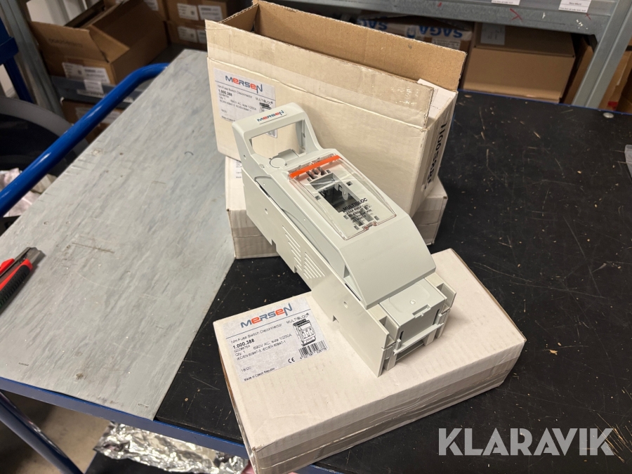 Säkringshållare Mersen 1.000.388 690V AC 1/250A Multibloc 3st