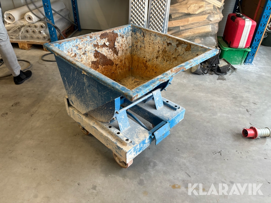 Tippcontainer Aj 150L