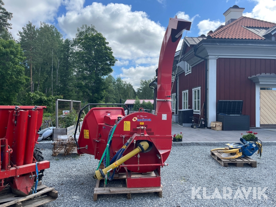 Flistugg Farmi forest / Chipper CH 260