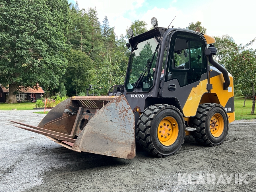 Kompaktlastare Volvo MC 115 C + 3 redskap