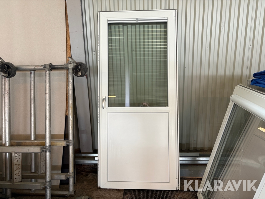 Altandörr inåtgående