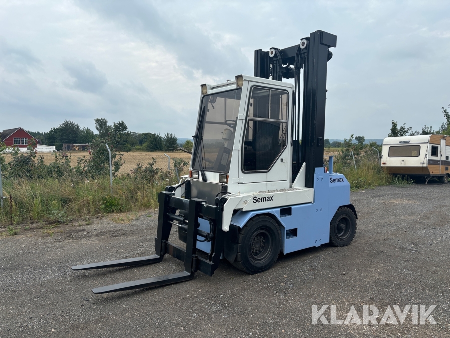 Truck Semax 6000D
