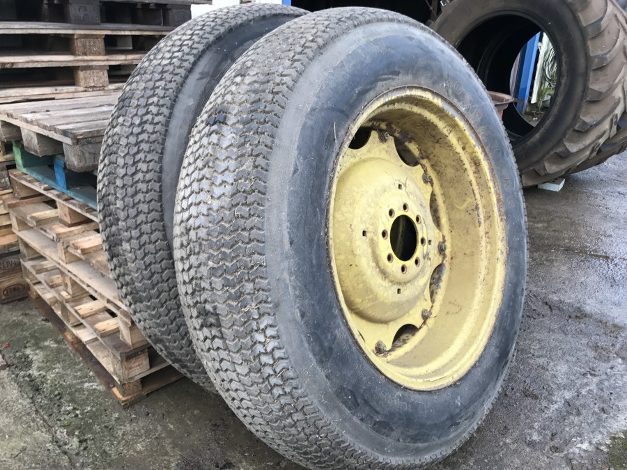 Grönytedäck med fälg